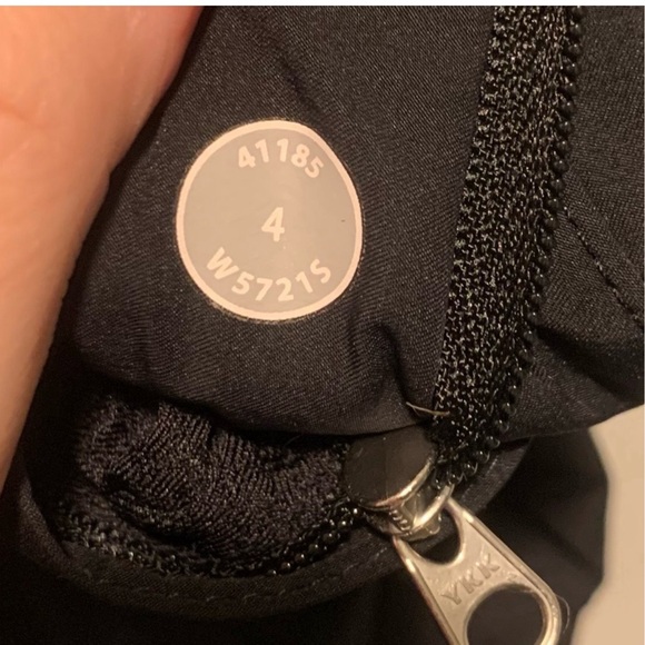 Women’s Lululemon Run: Dog Runner Pant - Picture 8 of 8